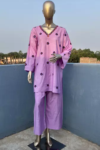 Lavendar embroidered kurta set