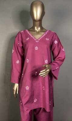 Magenta pink embroidered kurta set 2