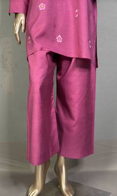 Magenta pink embroidered kurta set 3