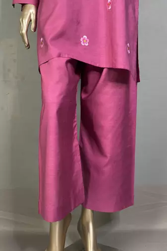 Magenta pink embroidered kurta set