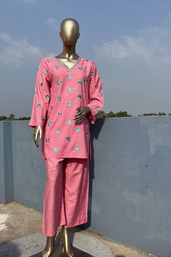 Pink embroidered kurta set