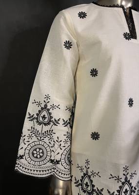 Off white kora cotton embroidered kurta set 4
