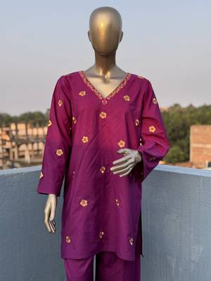 Purple embroidered kurta set 1