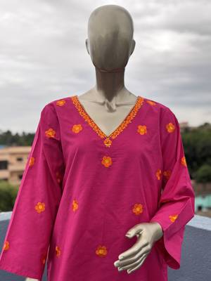 Hot pink embroidered kurta set 2
