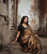 Aakar Swarnika | Gold Handloom Tissue Saree