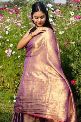 Aakar Sunehri Rush | Gold & Pink Handloom Tissue saree