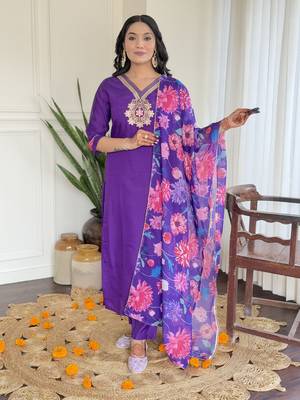  Roman Silk Embroidered Straight Kurta with Pant And Dupatta Set 1