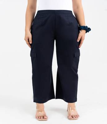 Navy blue cotton  solid cargo pant 1