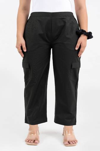 Black cotton  solid cargo pant