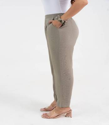 Light brown solid viscose pant with pleated bottom 3