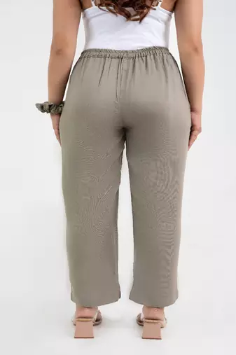 Light brown solid viscose pant with pleated bottom