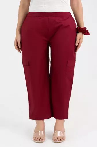 Maroon cotton  solid cargo pant