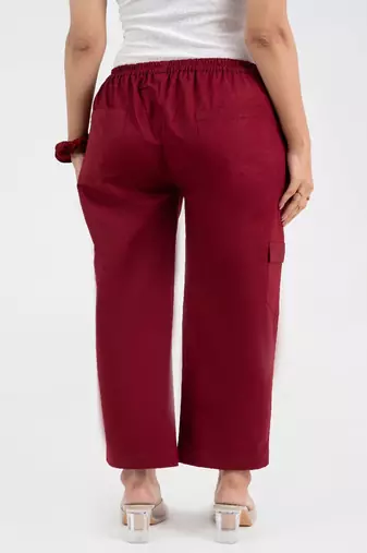 Maroon cotton  solid cargo pant