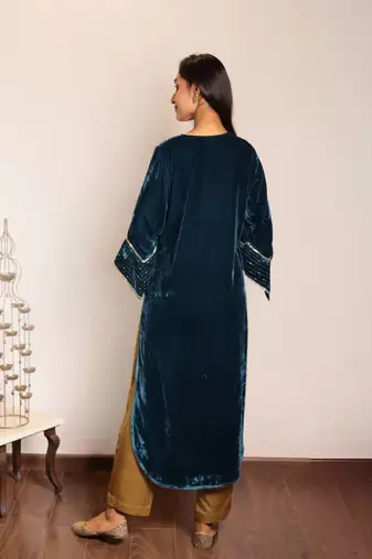 Teal hand embroidered kurta with zari detailing