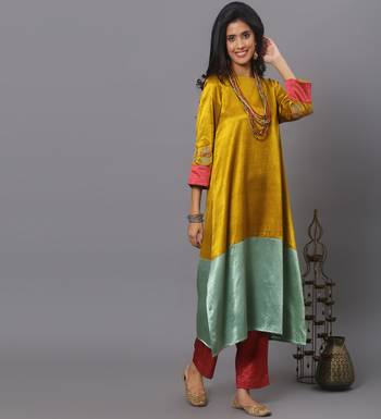 Colour block mashru silk kurta set 1