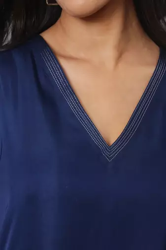 Colour block kurta set with brocade pants