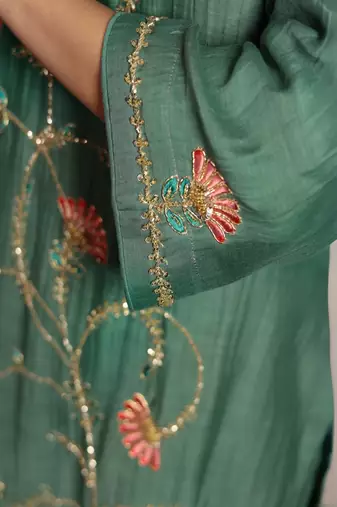 Green tissue chanderi hand embroidered v-neck kurta set with organza dupatta