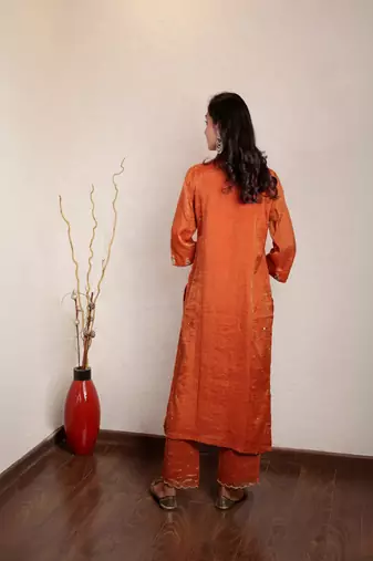 Orange tissue chanderi hand embroidered kurta set with dupatta