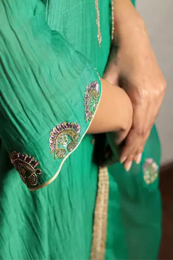 Green chanderi hand embroidered kurta set with dupatta