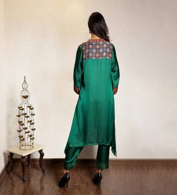 Green asymmetric modal silk kurta set with ajrakh yoke detailing 4