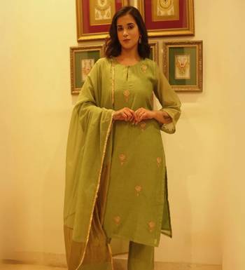 Green chanderi embroidered suit set with dupatta 1