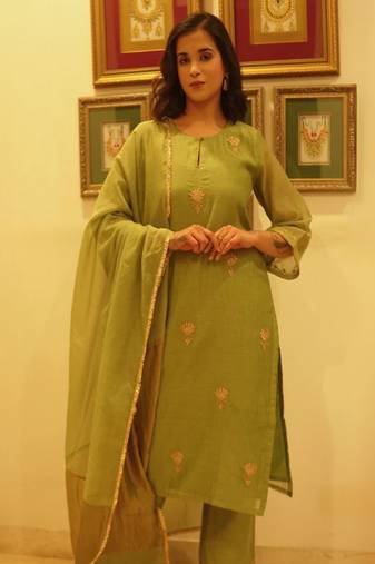 Green chanderi embroidered suit set with dupatta