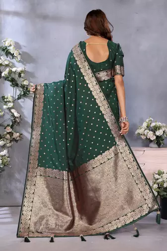 Green Woven Silk Blend Saree With Blouse