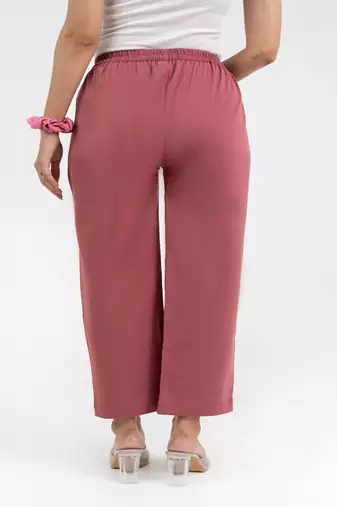 Mauve cotton  solid pant with leaf bottom