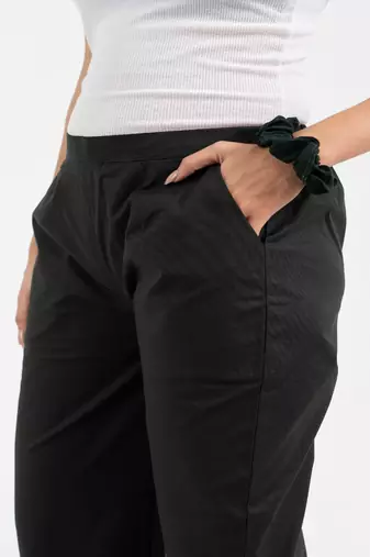 Black cotton  solid pant with leaf bottom