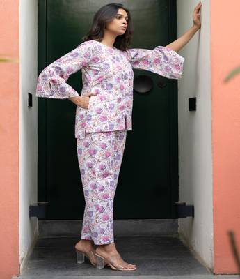 White floral printed  cotton  pants 4