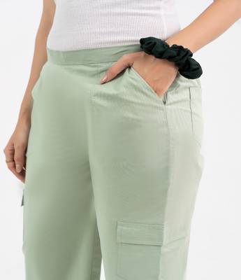 Pista green cotton  solid pant with leaf bottom 4
