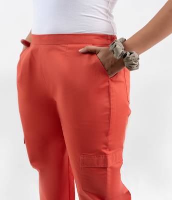 Peach cotton  solid cargo pant 4