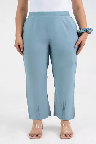 Light blue solid viscose pant with pleated bottom