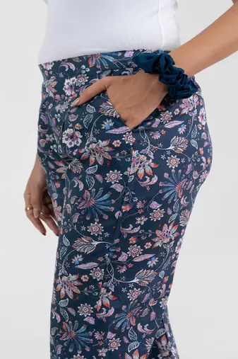 Blue floral printed cotton  pant