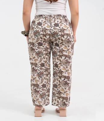 Off white floral jaal printed cotton pant 4