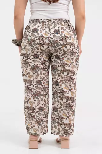 Off white floral jaal printed cotton pant