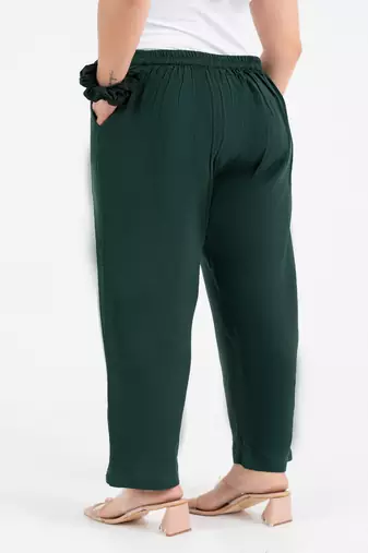 Green solid viscose pant with pleated bottom