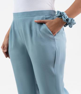 Light blue solid viscose pant with pleated bottom 3