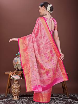 Pink zari woven silk blend saree 2
