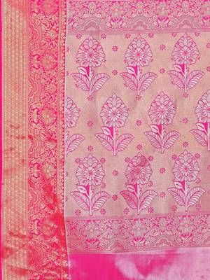 Pink zari woven silk blend saree 6