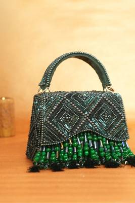Elara green suede embellished box bag 1