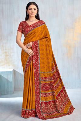 Mustard paisley floral printed crepe saree with printed unstitch blouse 1