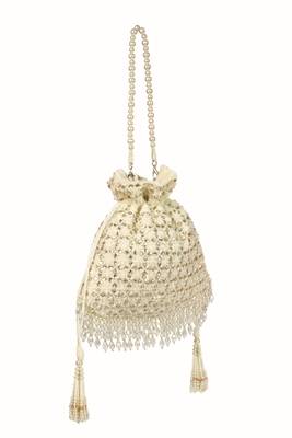 Aafreen ivory suede kundan embellished potli 3