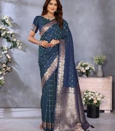 Morpich  Woven Silk Blend Saree With Blouse