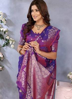 Purple Woven Silk Blend Saree With Blouse 4