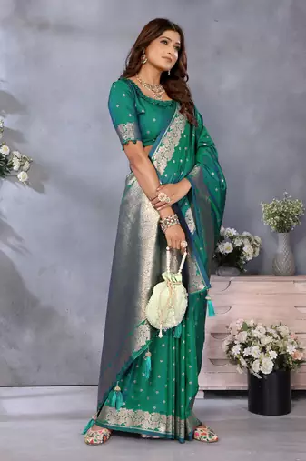 Rama Green Woven Silk Blend Saree With Blouse