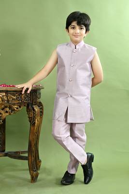 Boys geometric embroidered sequined sherwani with pant & necklace set - lilac 4