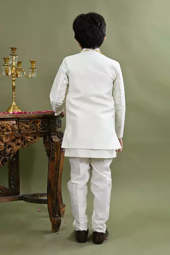 Boys sequined embroidered sherwani with pant & necklace set - white