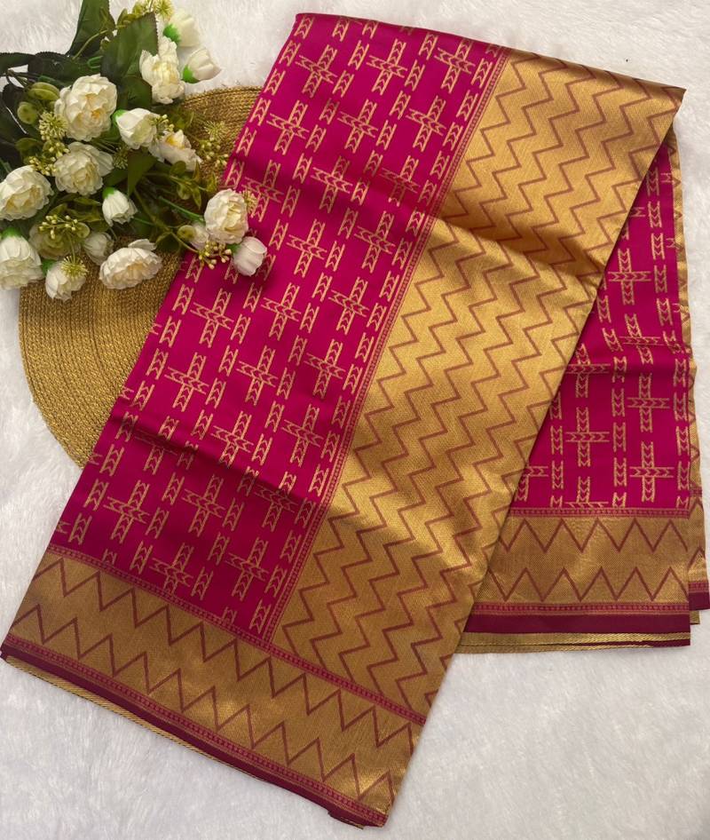 Pink silk blend saree with blouse