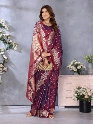 Violet Woven Silk Blend Saree With Blouse 2